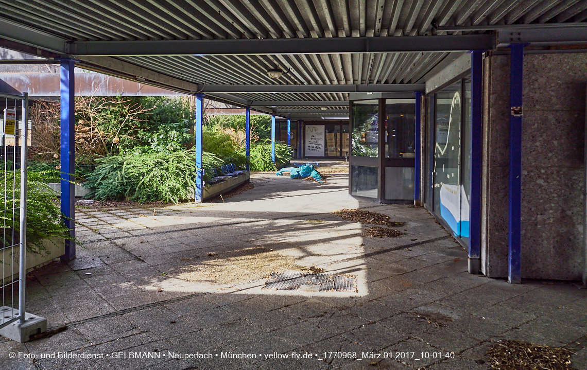 01.03.2017 - die Abrissbaustelle Quiddezentrum in Neuperlach